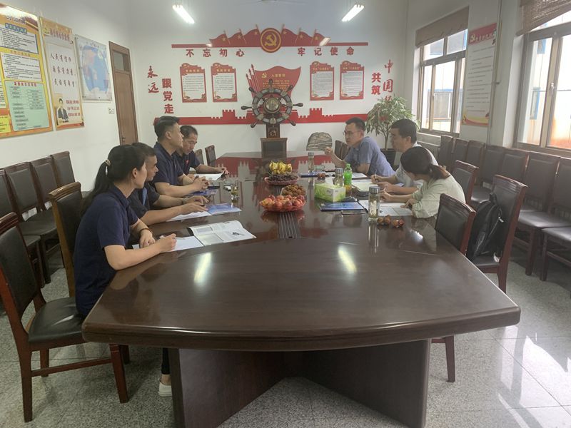 中航集團領導再次蒞臨我廠考察